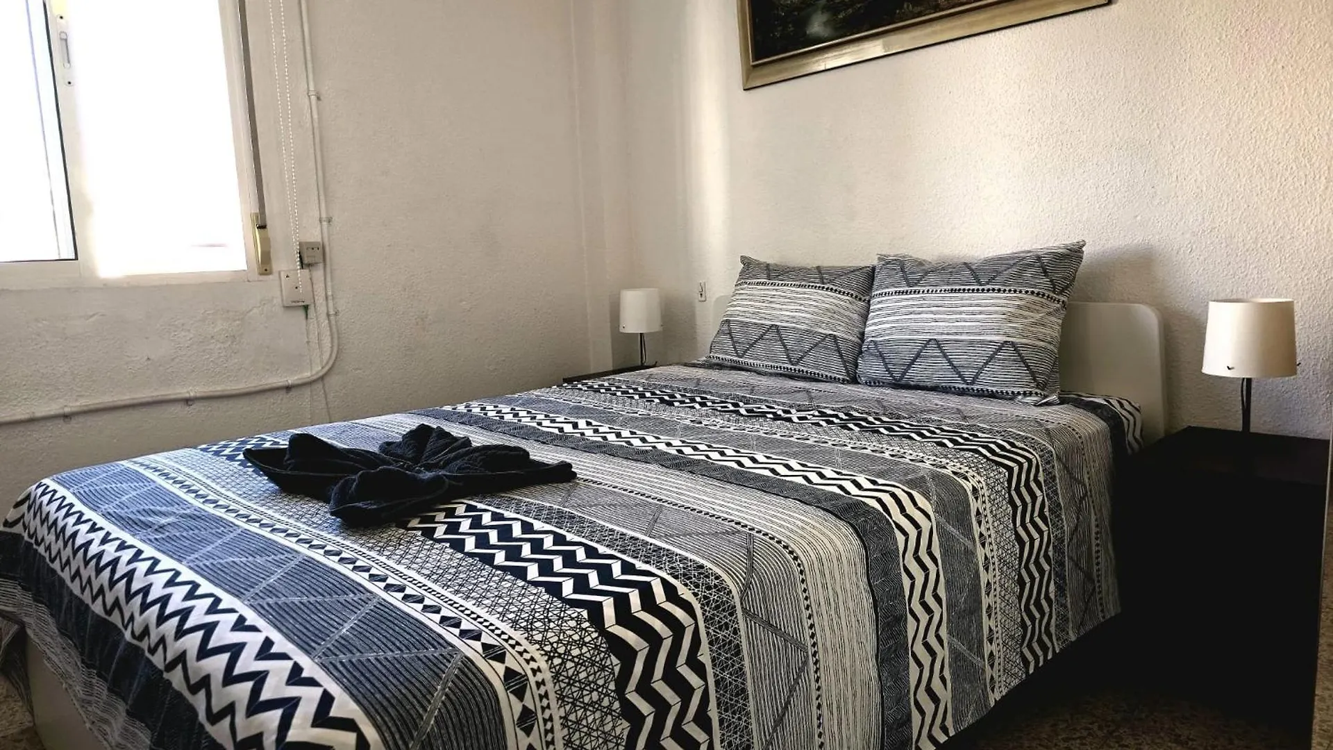 Tranquil Oasis 2 Bedroom Coastal Getaway By Namaste Elite Torremolinos 0*,