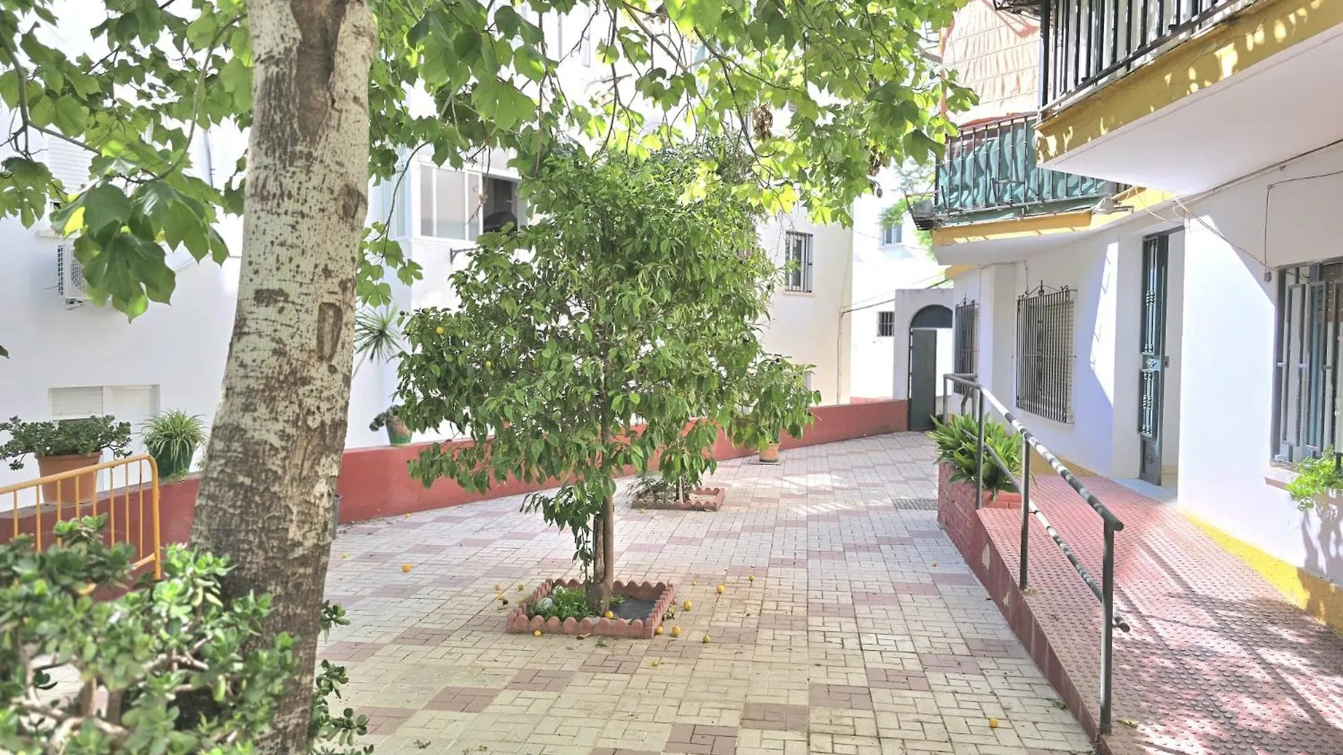 Tranquil Oasis 2 Bedroom Coastal Getaway By Namaste Elite Torremolinos Apartment